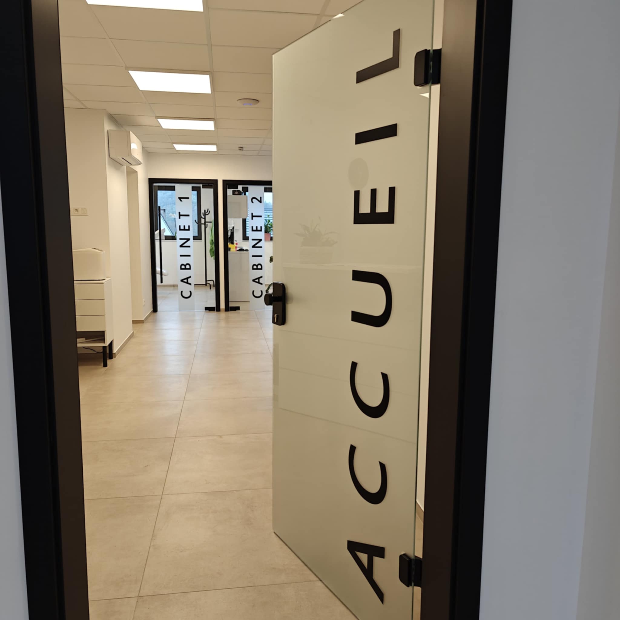 Sablage de structures vitrées industrielles